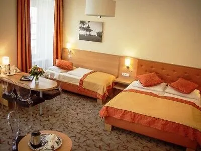 Hotel Drei Raben Graz 4*,  Austria